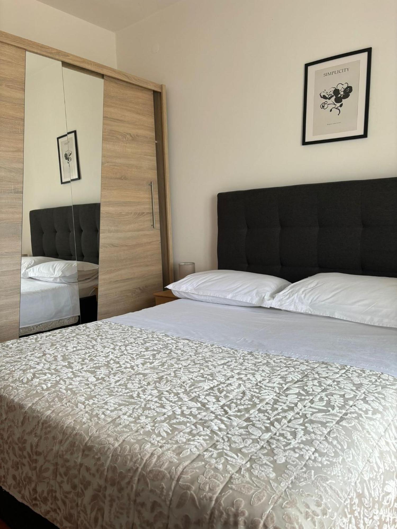 Apartman Luka Sibenik Bagian luar foto
